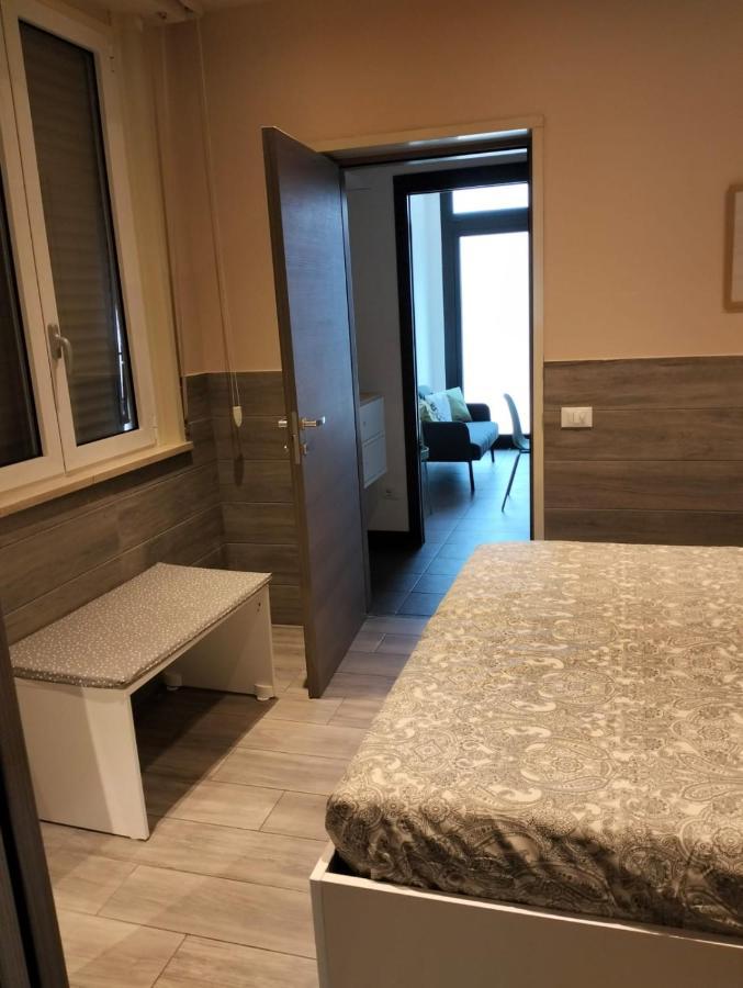 Crisa Apartment Parma Buitenkant foto