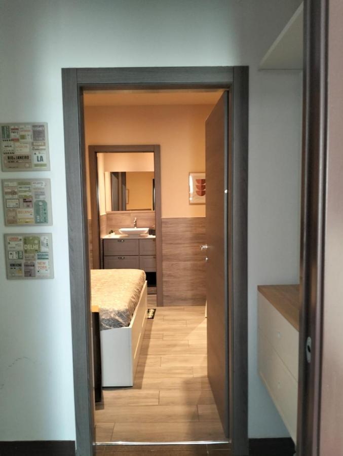 Crisa Apartment Parma Buitenkant foto